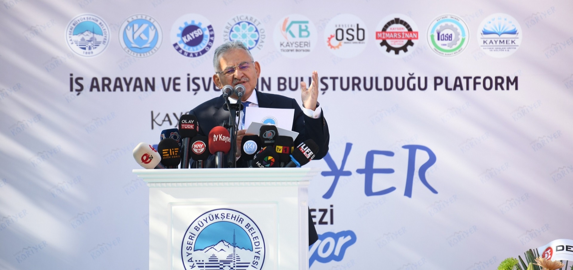 BÜYÜKŞEHİR’İN KAYSERİ KARİYER MERKEZİ, İLK 6 AYDA BİN 500’E YAKIN İSTİHDAMA ARACI OLDU