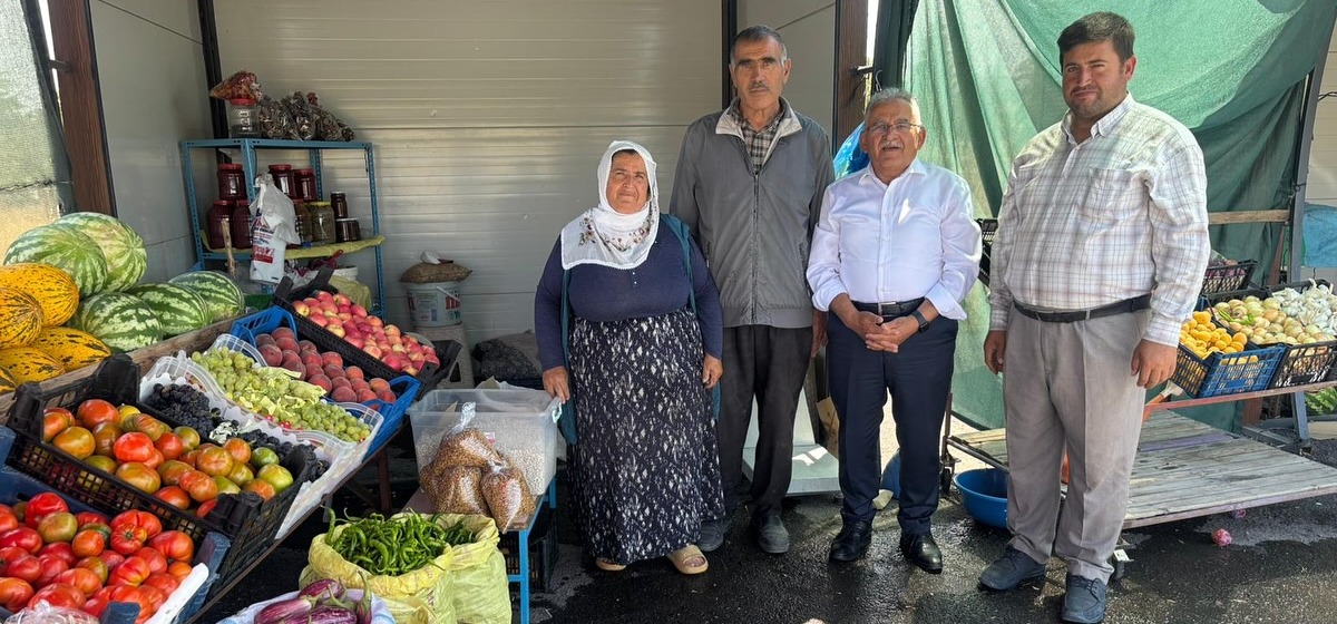 ÇİFTÇİNİN YÜZÜ BAŞKAN BÜYÜKKILIÇ İLE GÜLÜYOR