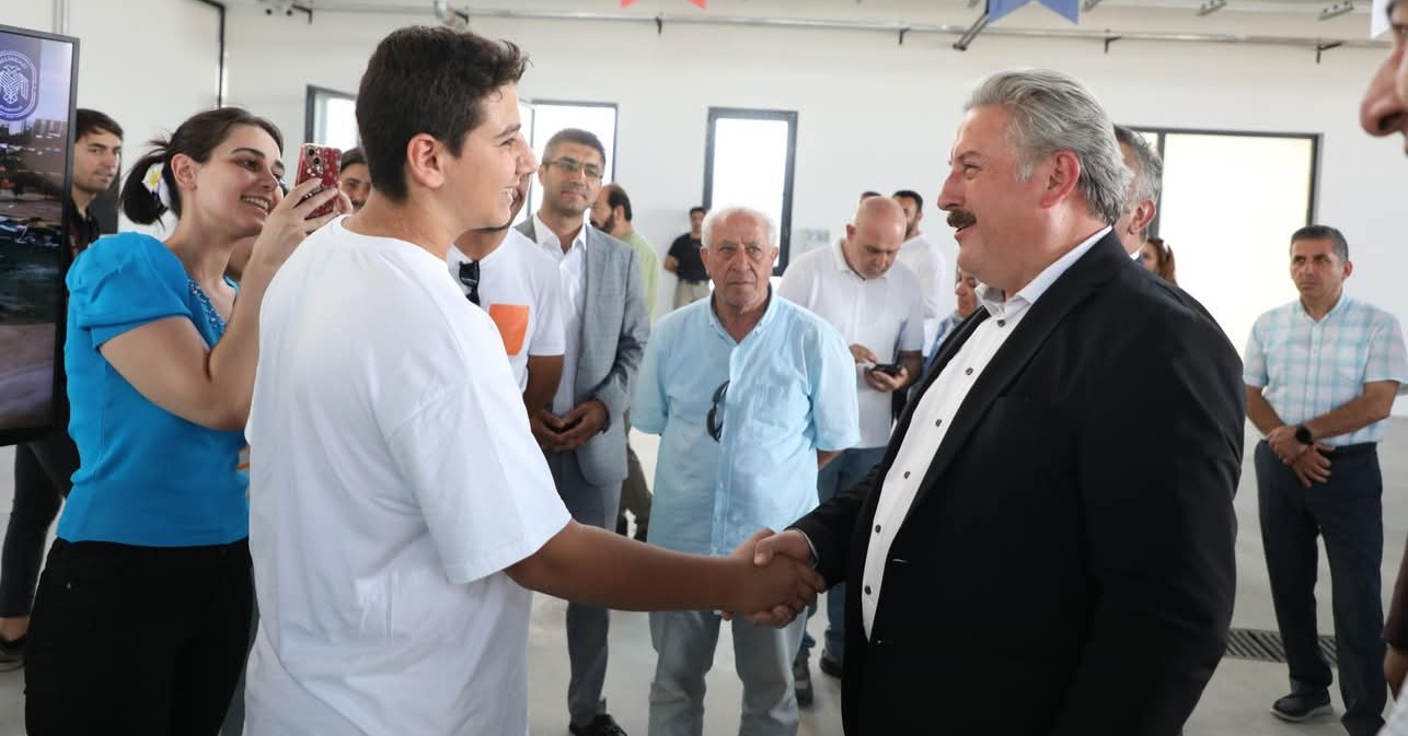 BAŞKAN PALANCIOĞLU’NUN GERÇEK OLAN HAYALİ HAVACILIK LİSESİ ÖĞRENCİ VE VELİLERE TANITILDI