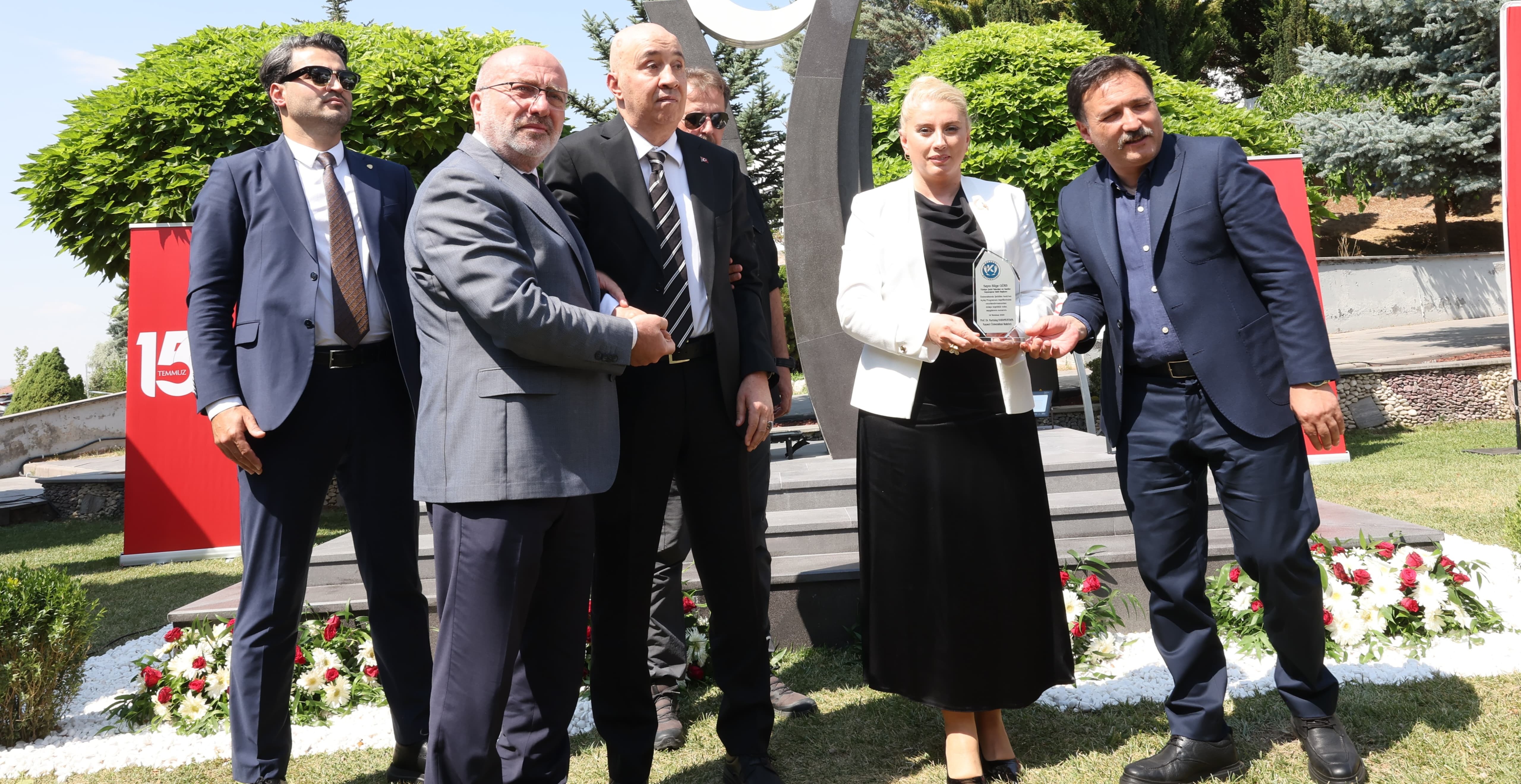 Kayseri Üniversitesi’nde “Şehitler Anıtı” Açıldı