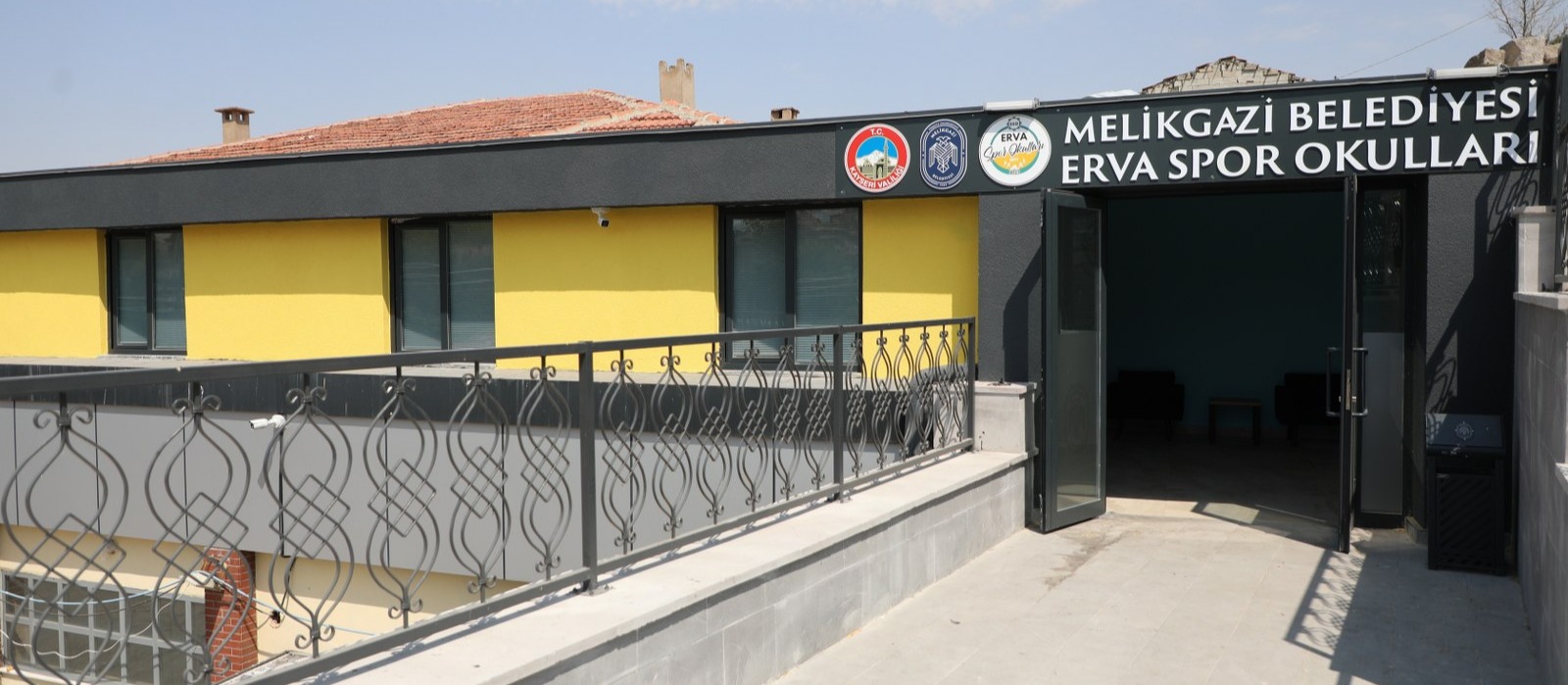 MELİKGAZİ BELEDİYESİ MİMARSİNAN ERVA SPOR OKULU AÇILIYOR