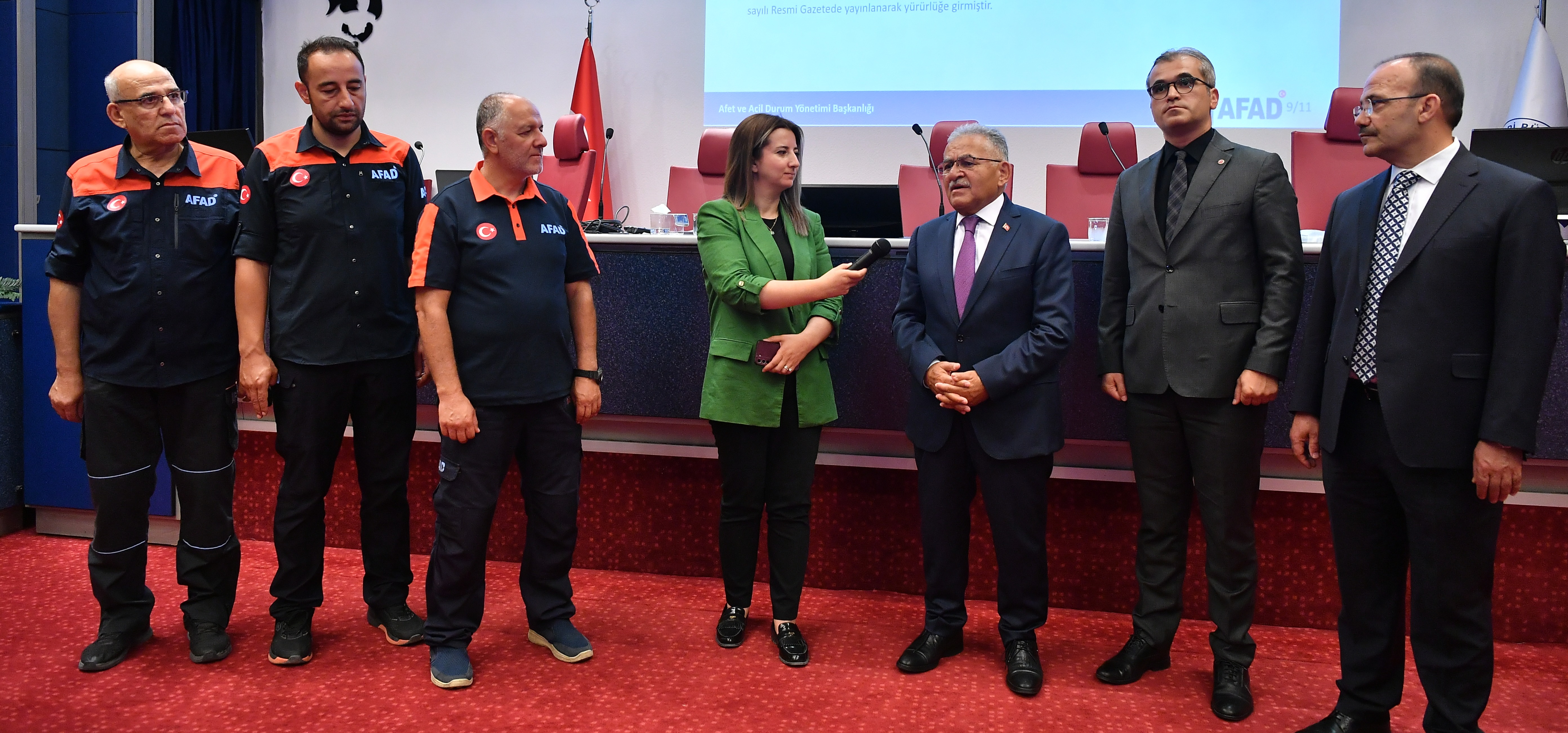 BÜYÜKŞEHİR’DEKİ AFAD EĞİTİMİNE KATILAN BAŞKAN BÜYÜKKILIÇ’TAN “EĞİTİM” VURGUSU