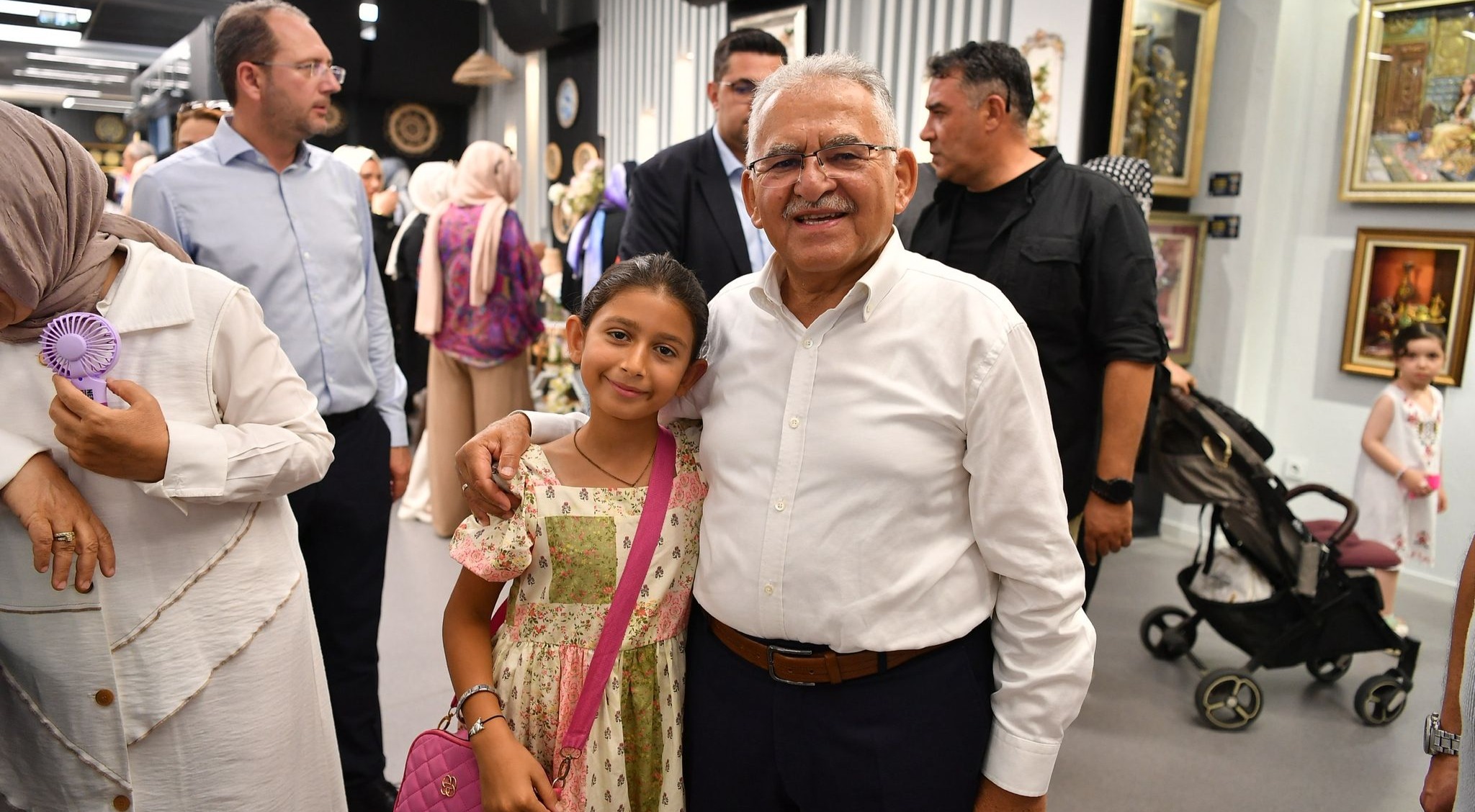 BAŞKAN BÜYÜKKILIÇ, KAYMEK YIL SONU SERGİSİ’Nİ AÇTI
