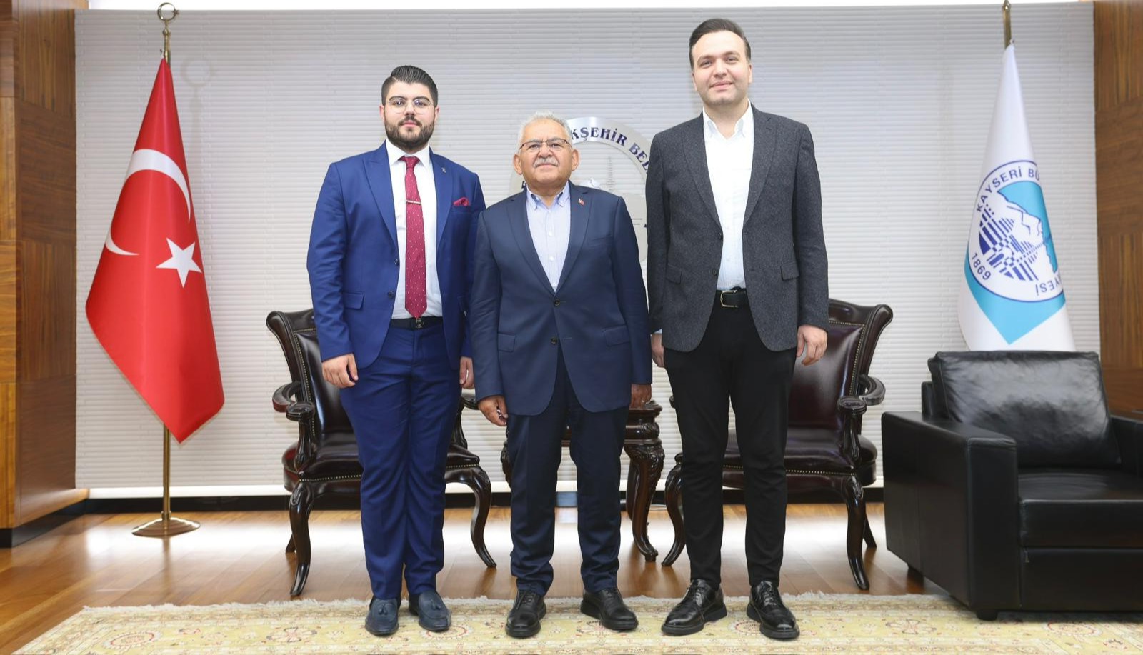 BAŞKAN BÜYÜKKILIÇ, AK PARTİ GENÇLİK KOLLARI BAŞKANI İBİŞ’İ KONUK ETTİ