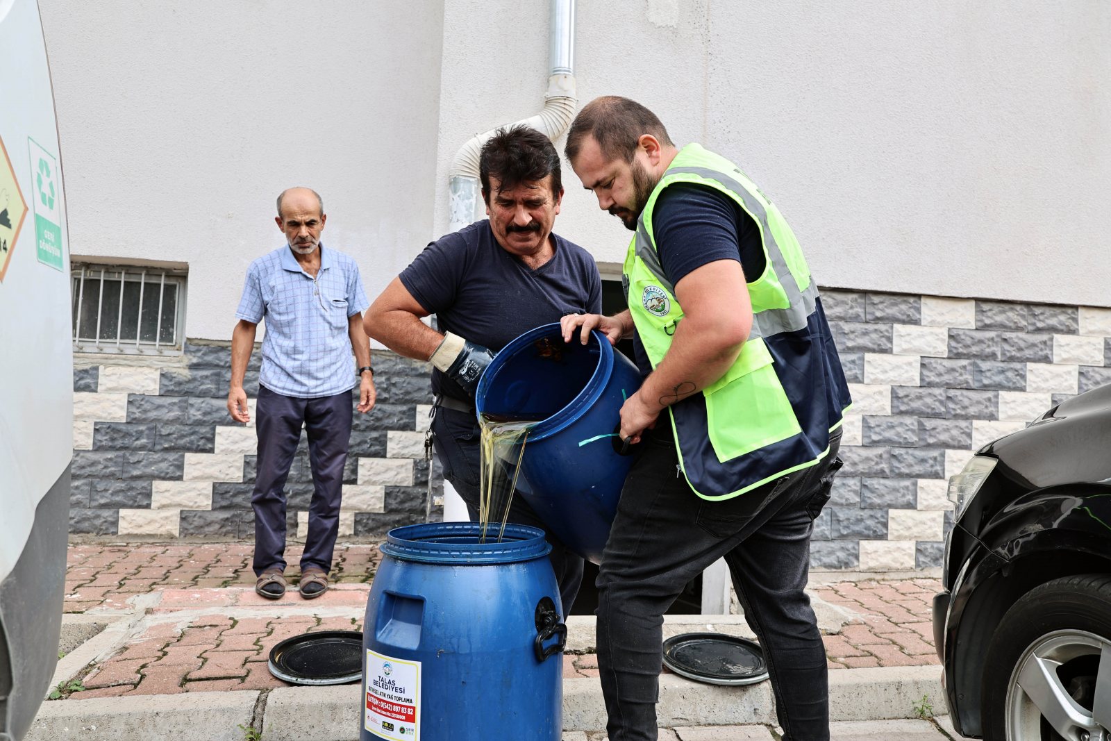 TALAS'TA ATIK YAĞLAR TOPLANIYOR ÇEVRE KORUNUYOR