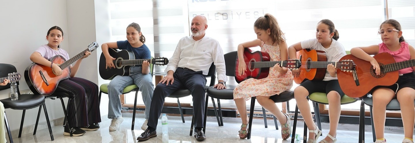 EĞLENİRKEN ÖĞRENEN NESİLLER KOCASİNAN’DA YETİŞİYOR