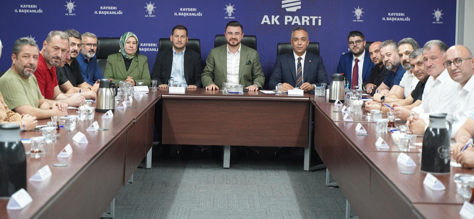 AK Parti Kayseri Teşkilatında Kapsamlı İstişare Toplantısı Gerçekleşti