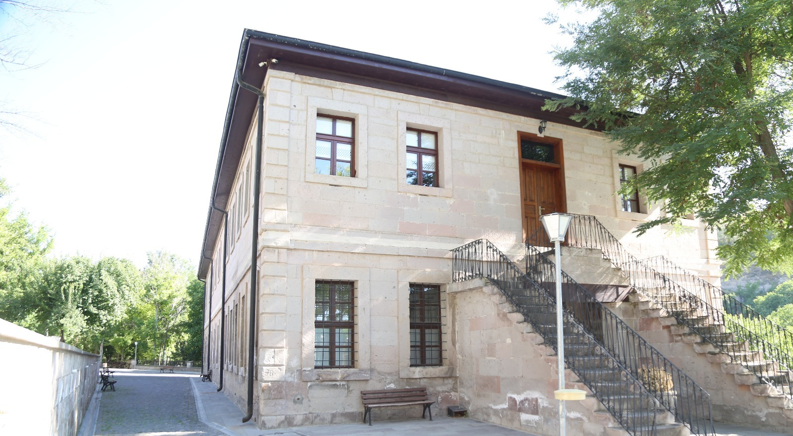 MELİKGAZİ BELEDİYESİ SAĞLIKLI YAŞAM VE FARKINDALIK KAMPI İÇİN BAŞVURULAR BAŞLADI