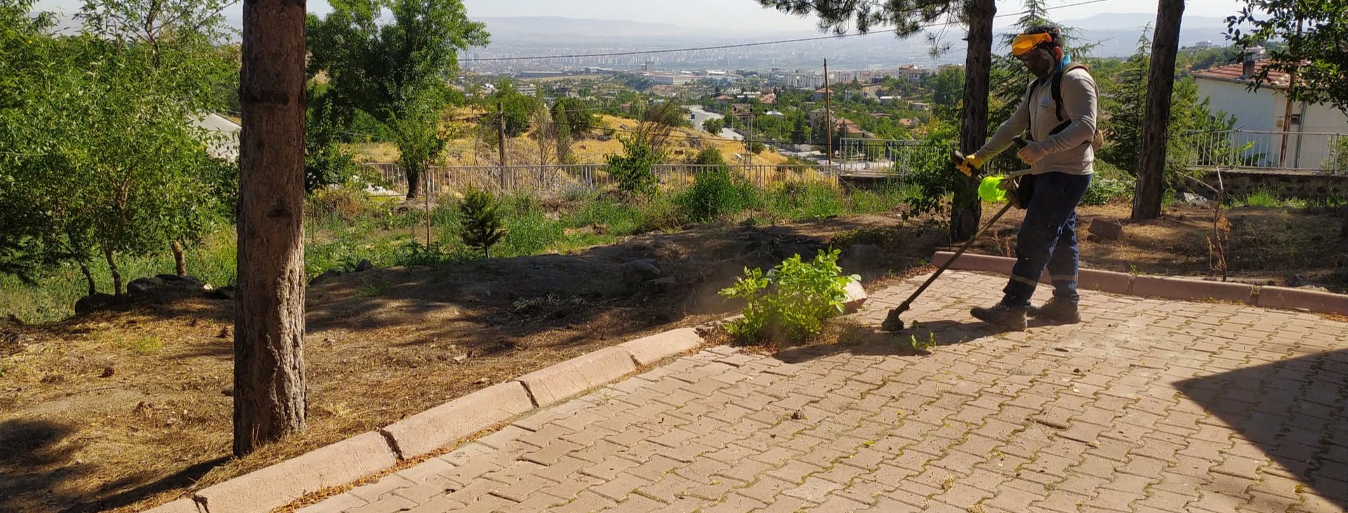 Başkan Özdoğan: “Çocuklarımız yeni döneme tertemiz okullarda başlayacak”
