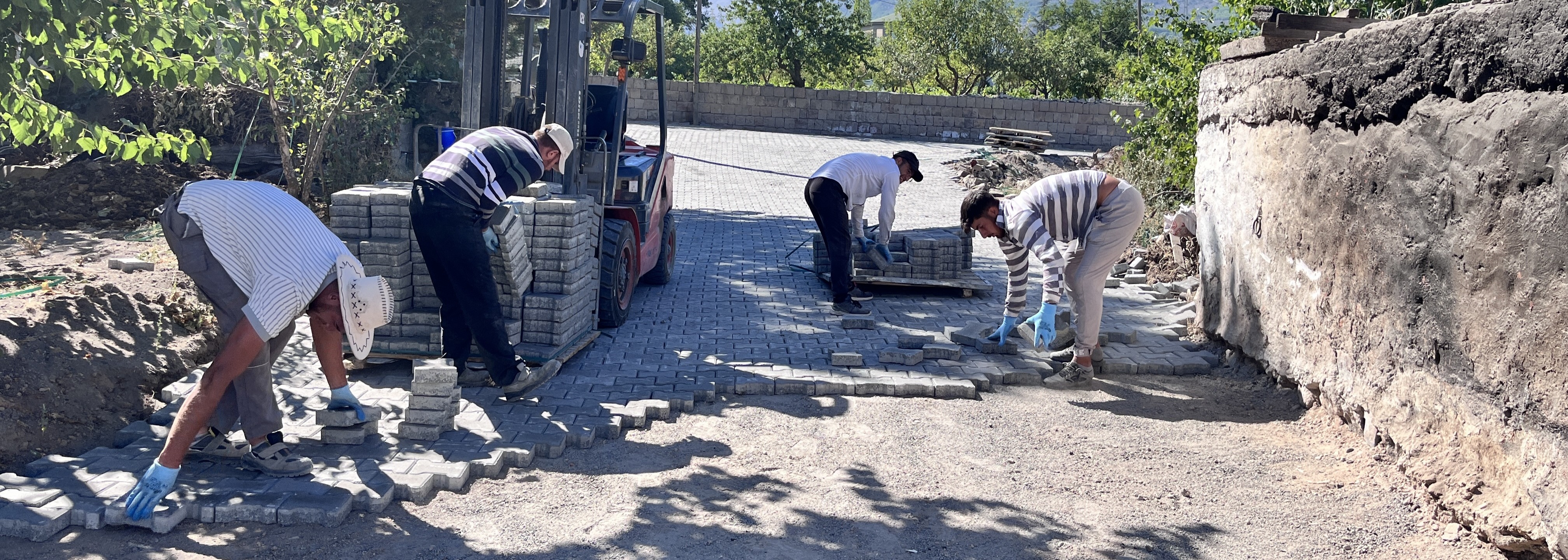 HACILAR’DA ÇALIŞMALAR ARALIKSIZ DEVAM EDİYOR