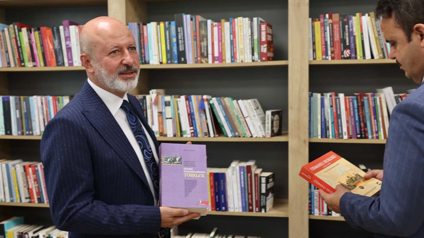 KAYSERİ’YE TÜRKİYE’NİN EN GÖRKEMLİ KÜTÜPHANESİ!