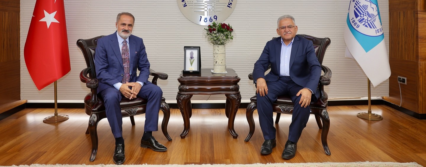 BAŞKAN BÜYÜKKILIÇ, TCDD GENEL MÜDÜRÜ KURT’U MAKAMINDA KONUK ETTİ