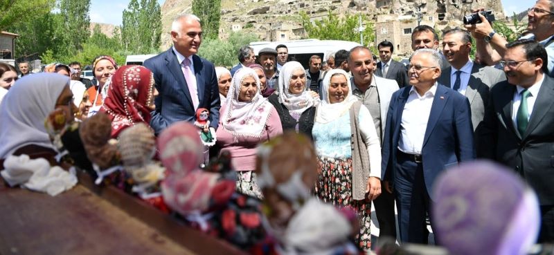 BAŞKAN BÜYÜKKILIÇ: “TÜRKİYE KÜLTÜR YOLU FESTİVALİ KAYSERİ’MİZDE BAŞLIYOR, HERKESİ DAVET EDİYORUM”