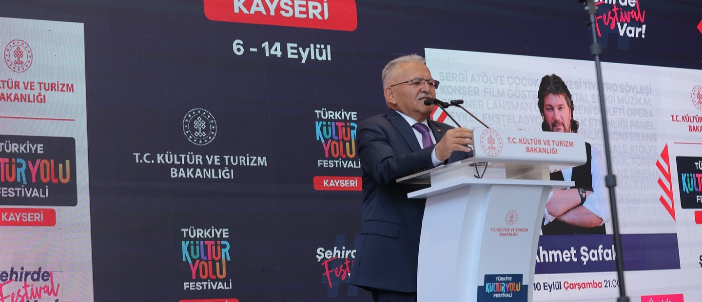 DÜNYANIN EN BÜYÜK FESTİVALİ BAŞKAN BÜYÜKKILIÇ VE BAKAN ERSOY İLE KAYSERİ’DE BAŞLADI
