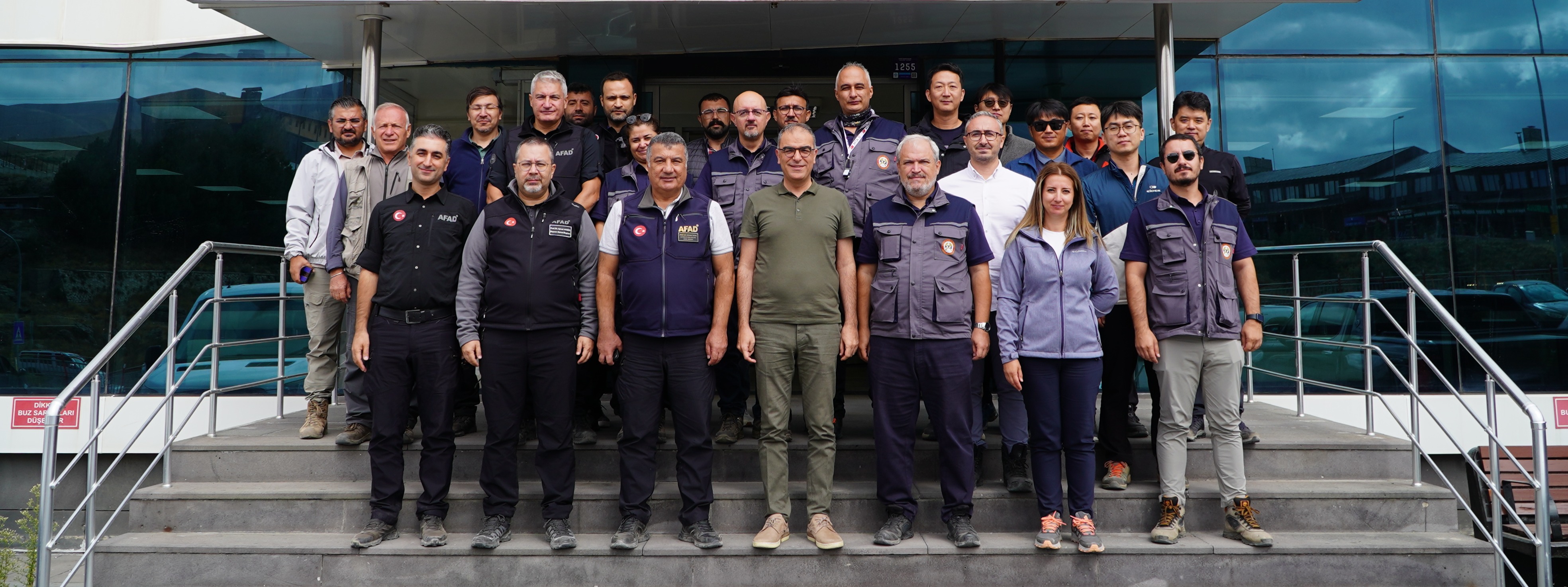 BAŞKAN BÜYÜKKILIÇ İLE AFAD YETKİLİLERİNDEN AFET RİSKLERİNİ AZALTACAK ÖRNEK PROJE DEĞERLENDİRMESİ