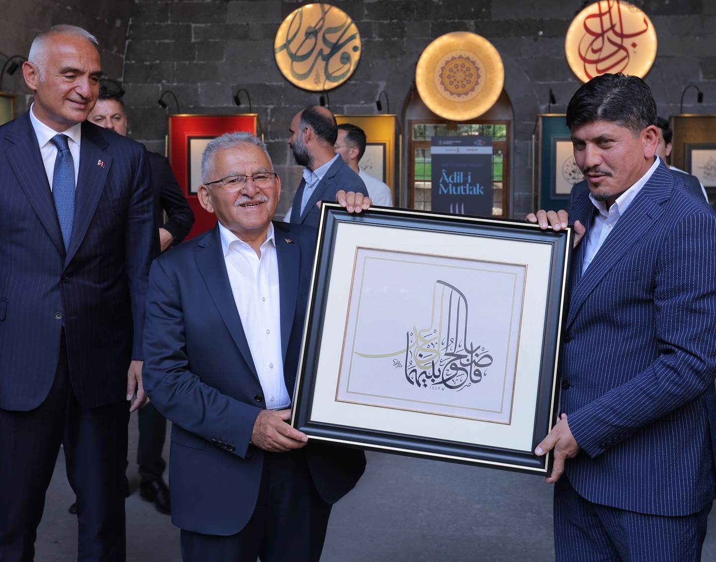 BAŞKAN BÜYÜKKILIÇ VE BAKAN ERSOY, SELÇUKLU UYGARLIĞI VE GEVHER NESİBE TIP TARİHİ MÜZESİ’Nİ ZİYARET ETTİ