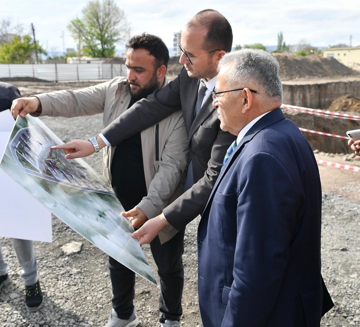 BÜYÜKŞEHİR, ALSANCAK’TA 400 MİLYON TL’LİK DEV DÖNÜŞÜME BAŞLADI