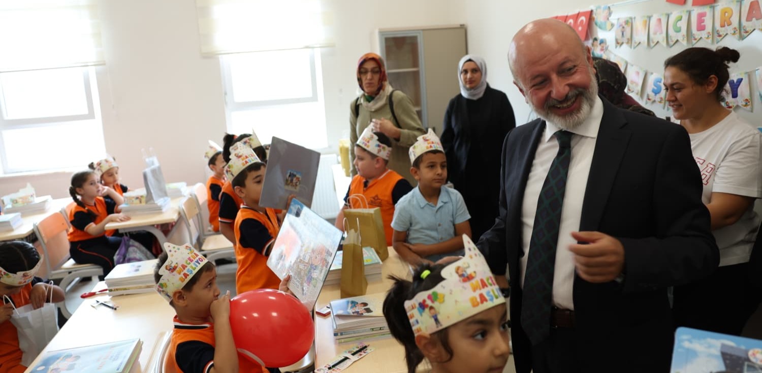 “EĞİTİME YAPILAN YATIRIM, GELECEĞE YAPILAN YATIRIMDIR”