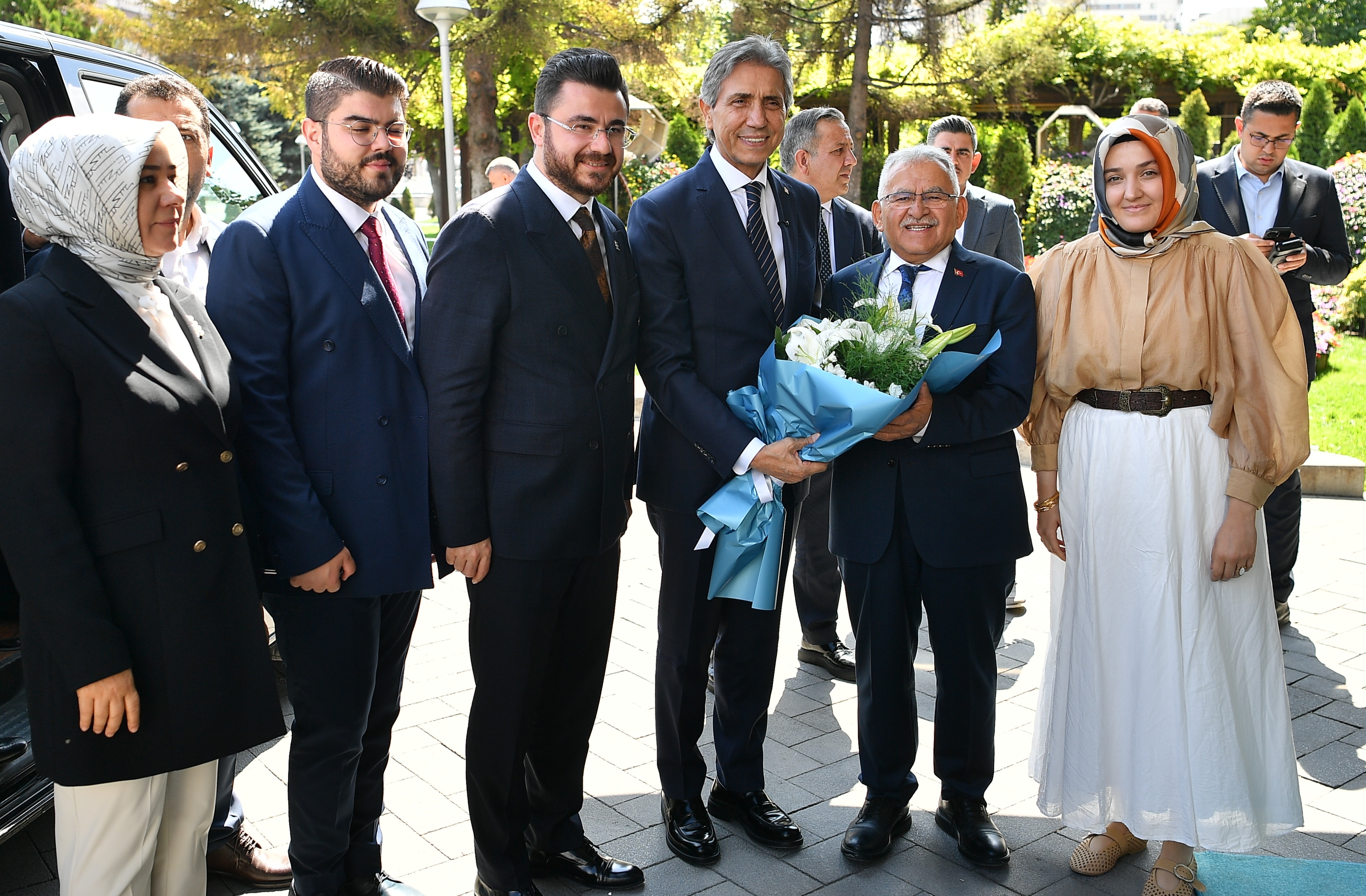 BAŞKAN BÜYÜKKILIÇ, AK PARTİ GENEL BAŞKAN YARDIMCISI DEMİR’İ AĞIRLADI
