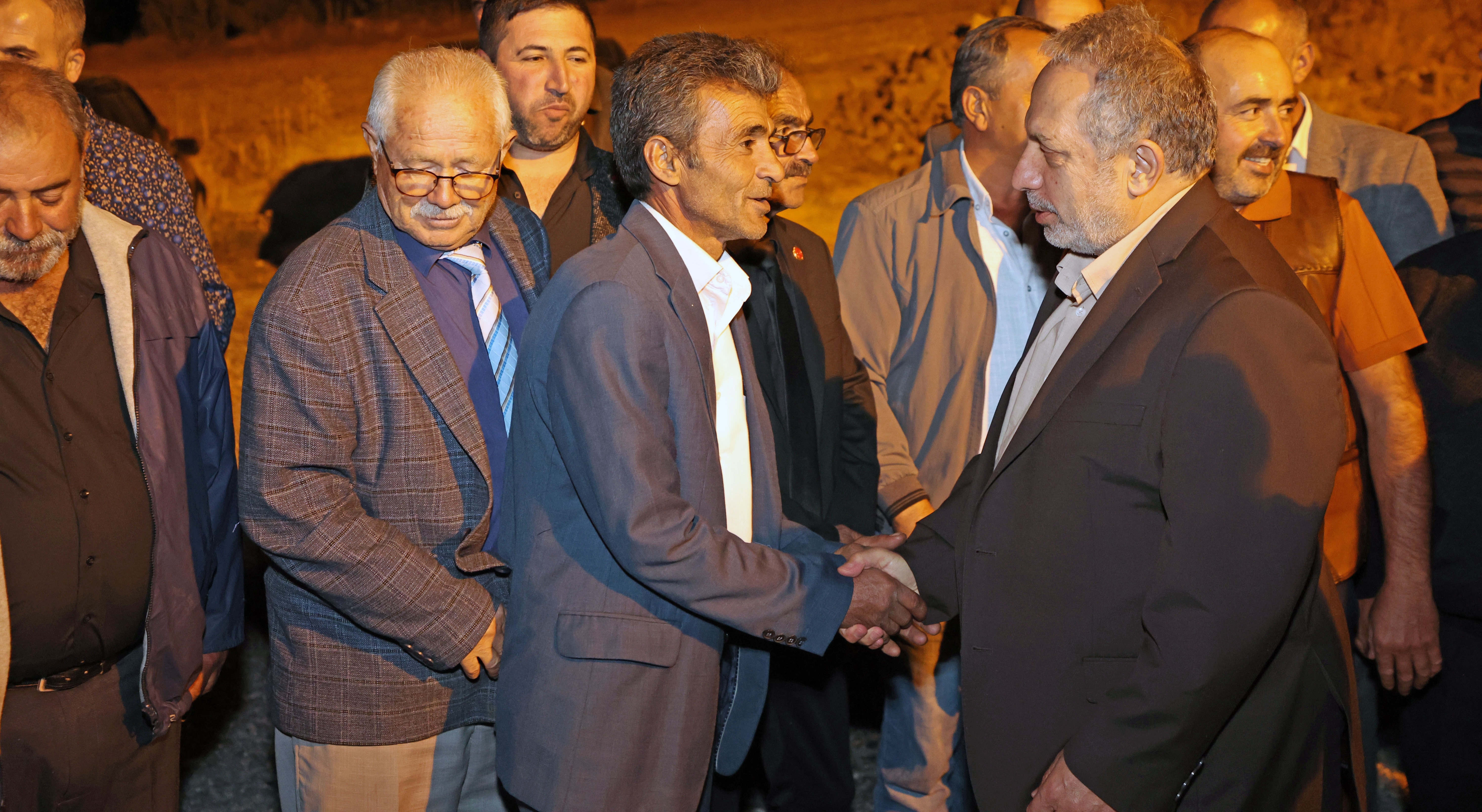 TALAS'TA MUHTARLAR MENGÜCEK'TE BULUŞTU