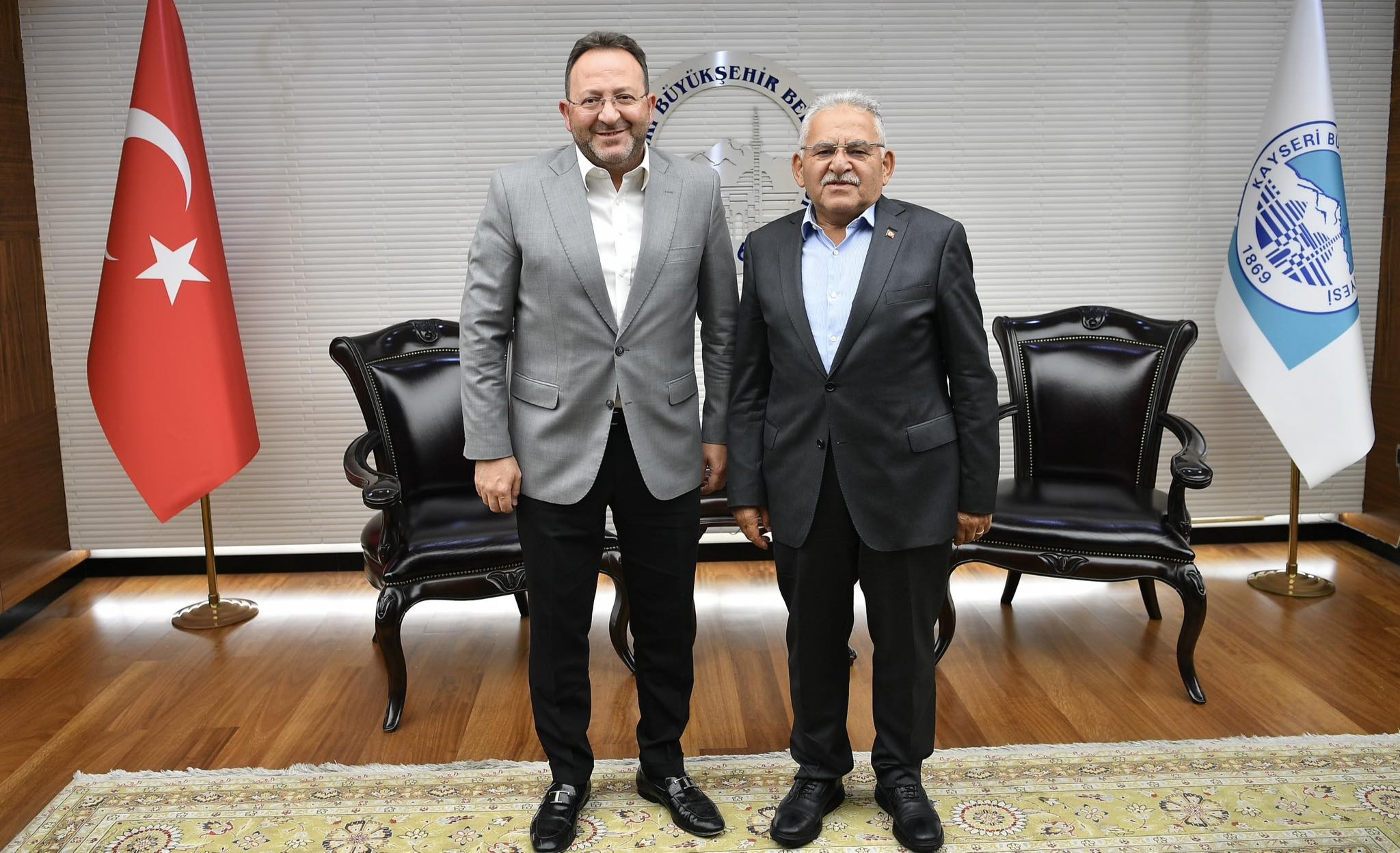 BAŞKAN BÜYÜKKILIÇ’A YOĞUN ZİYARETÇİ TRAFİĞİ