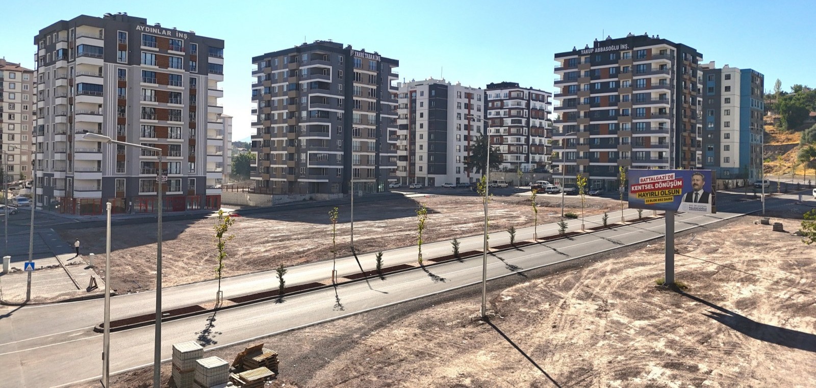 MELİKGAZİ'DE DÖNÜŞÜM DEVAM EDİYOR, MODERN DAİRELER SAHİPLERİNİ BULUYOR