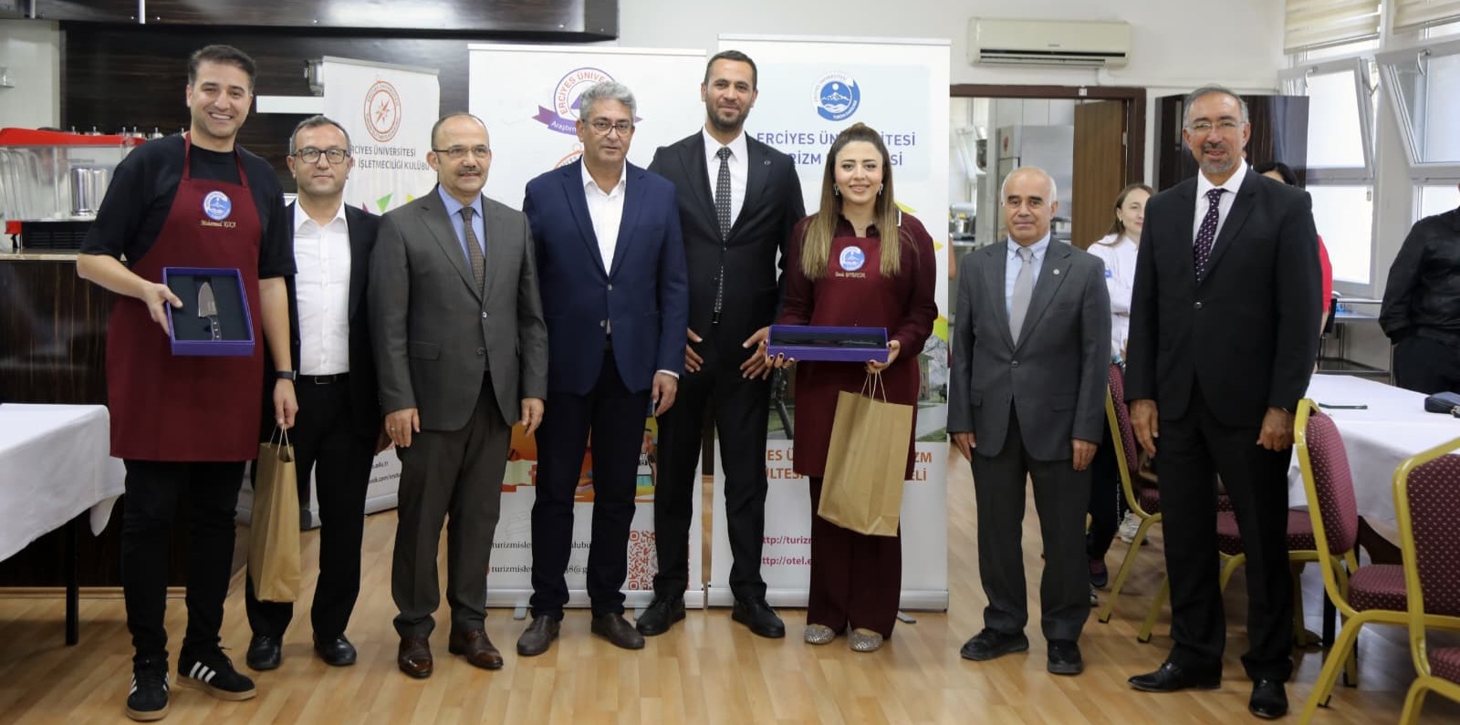 ERÜ, Gastronomi ve Mutfak Sanatları Bölümü  Öğrencileri Üniforma Giydi