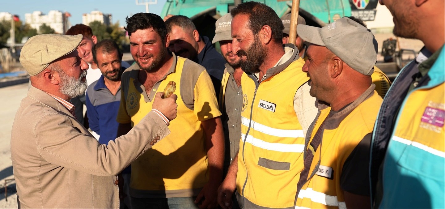 “KOCASİNAN’I DAHA GÜZEL, DAHA YAŞANABİLİR BİR ŞEHİR PARÇASI HALİNE GETİRİYORUZ”