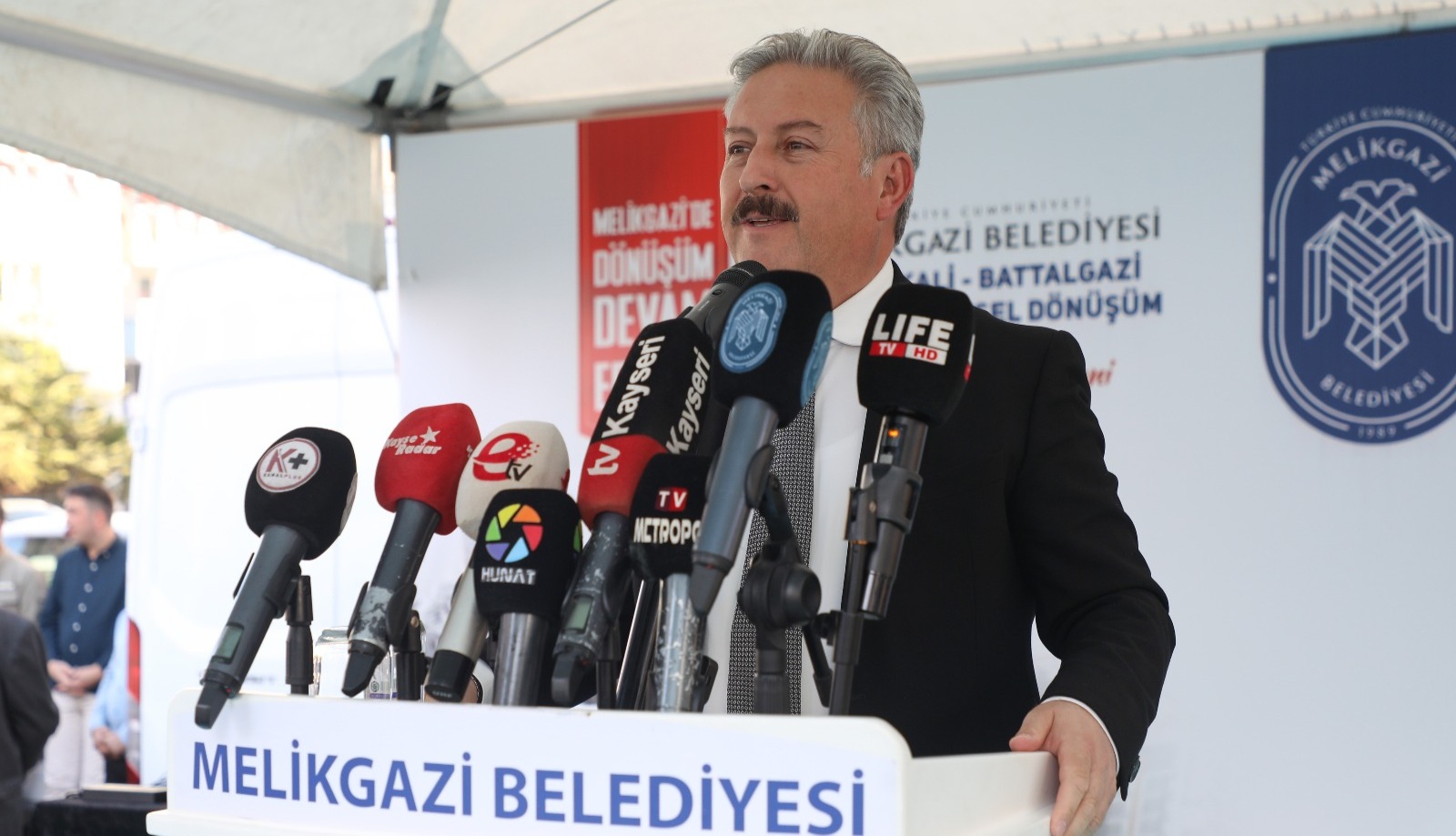 MELİKGAZİ BELEDİYESİ BATTALGAZİ’DE 300 DAİRE TESLİMİ VE KURA TÖRENİ GERÇEKLEŞTİRDİ