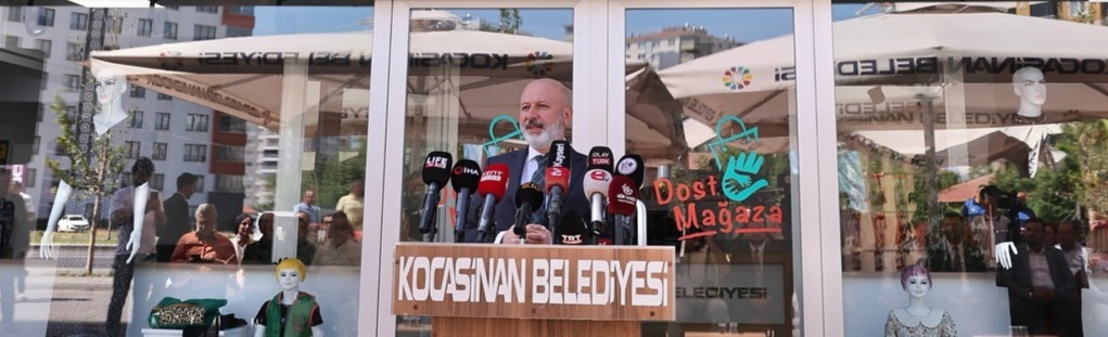 “HİZMET ETMEK, GÖNÜLLERE DOKUNMAKTIR.”