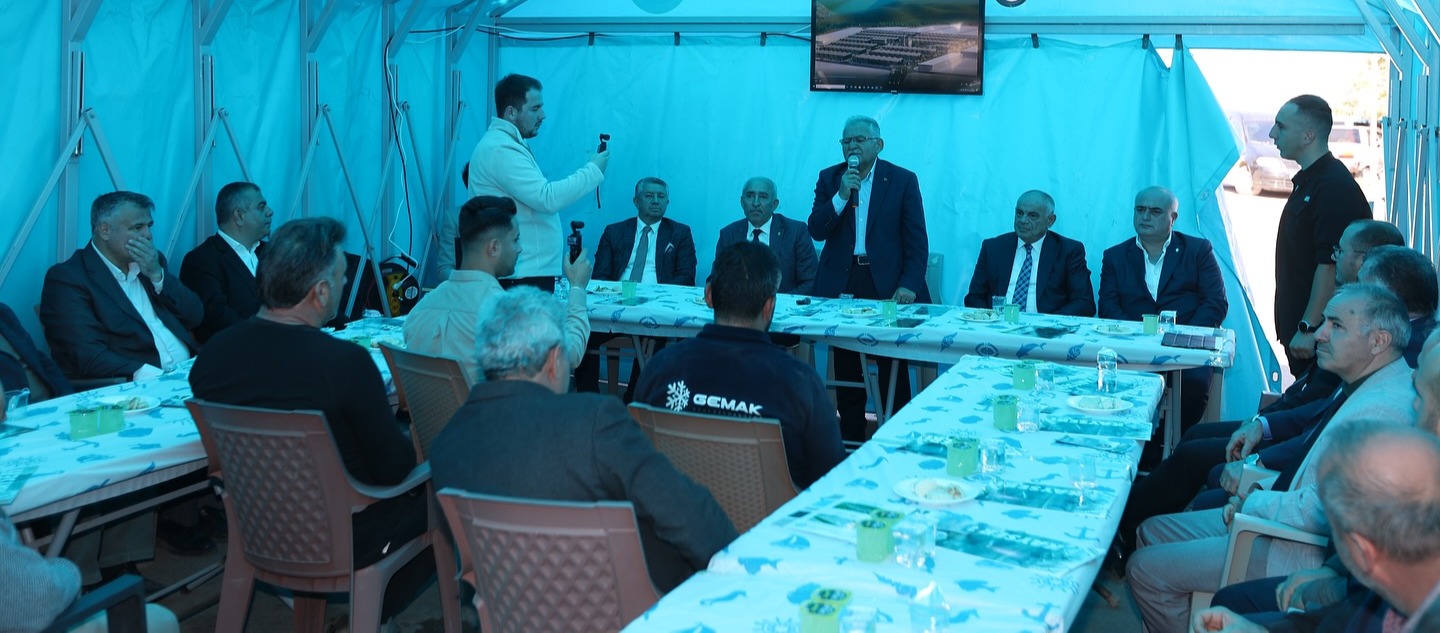 BAŞKAN BÜYÜKKILIÇ’TAN YAHYALI ESNAFINA MORAL VE DESTEK