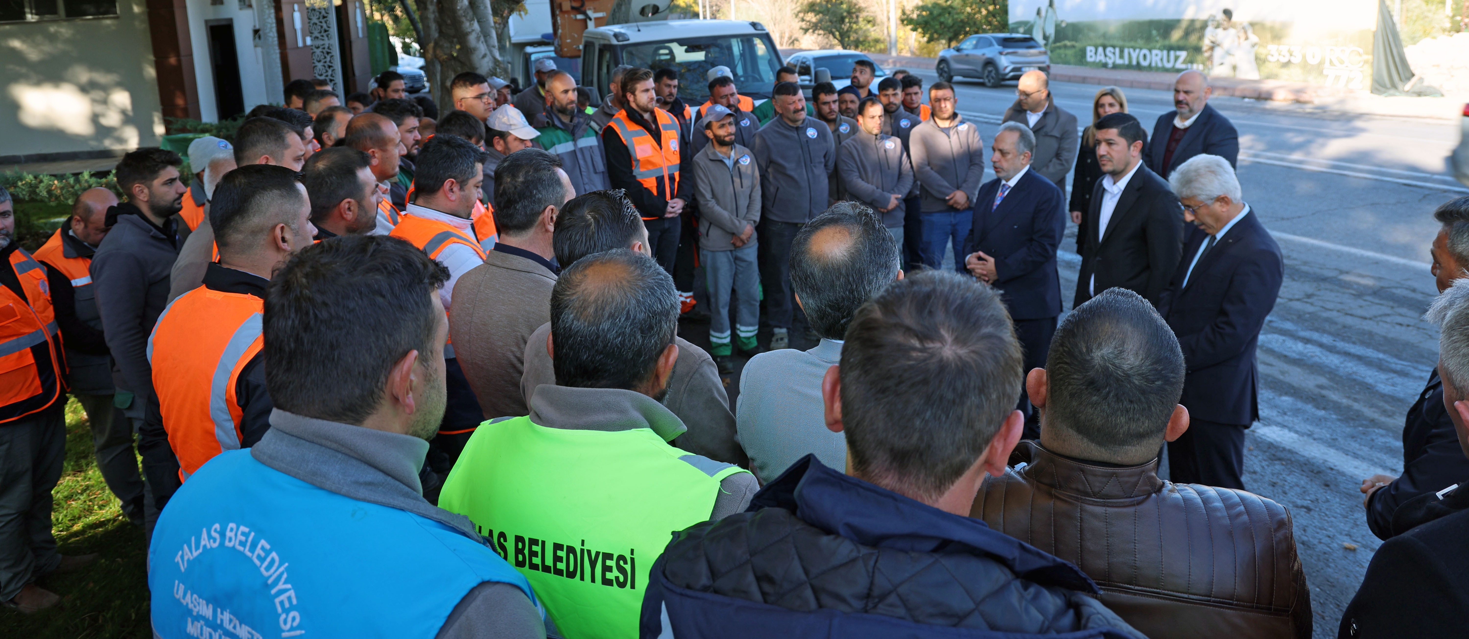 'BELEDİYE MAHALLEMİZDE' YUKARI ÇIKTI
