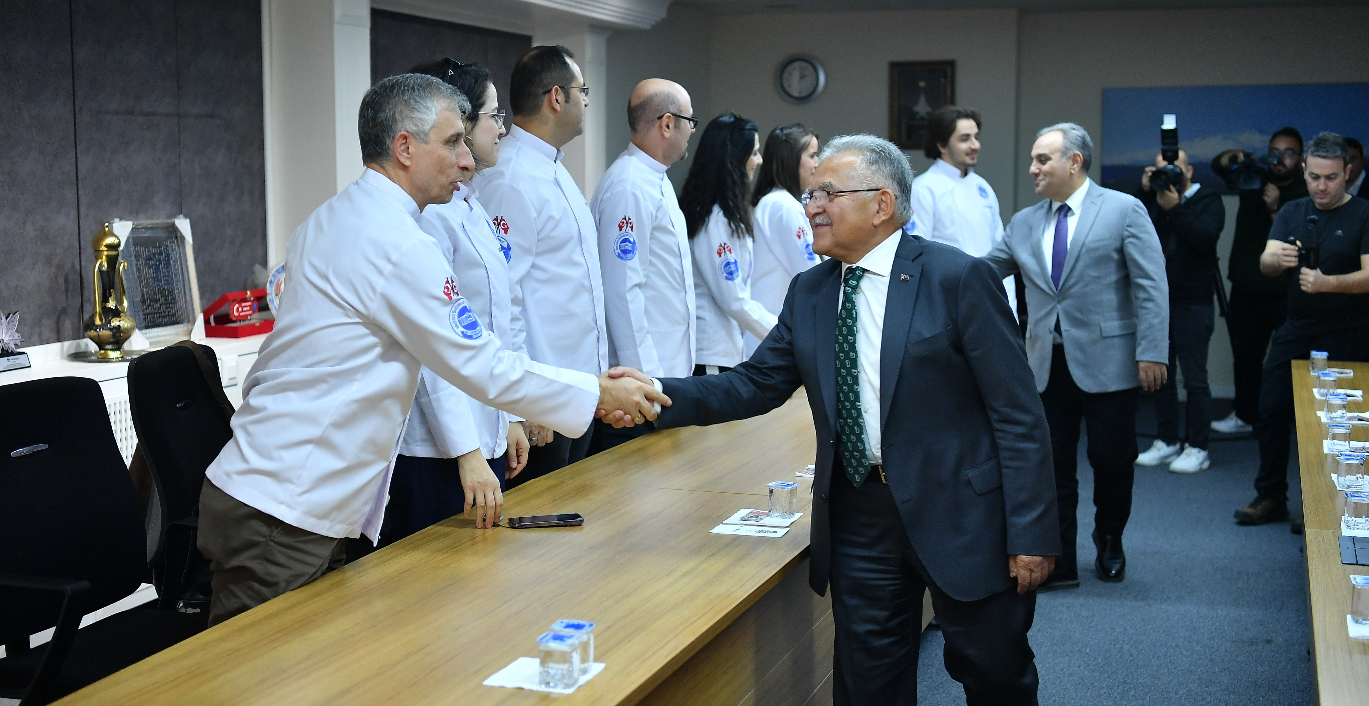 BAŞKAN BÜYÜKKILIÇ’TAN GASTRONOMİ EĞİTİMİNE STRATEJİK DESTEK: İŞ BİRLİĞİ İMZALARI ATILDI