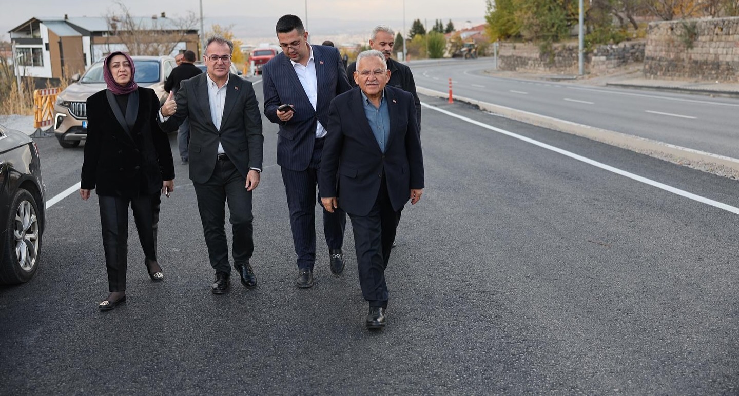 AKAR VE BÜYÜKKILIÇ’TAN ÜÇ İLÇEYE “HİZMET VE DAYANIŞMA” ZİYARETİ