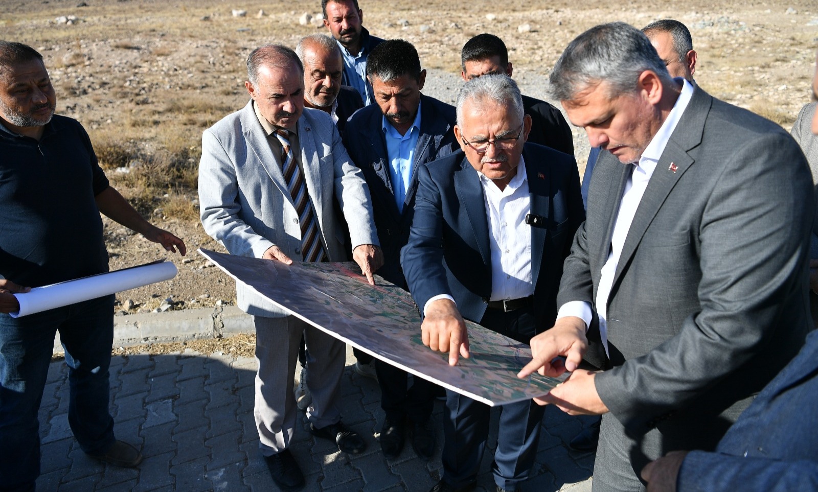 BAŞKAN BÜYÜKKILIÇ’A YEMLİHALILARDAN “HİZMET” TEŞEKKÜRÜ