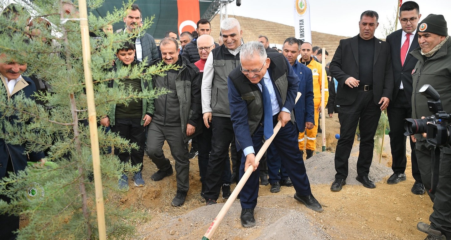 BÜYÜKŞEHİR'DEN ŞEHRİN 'YEŞİL’İNE 155 MİLYON TL’NİN ÜZERİNDE YATIRIM