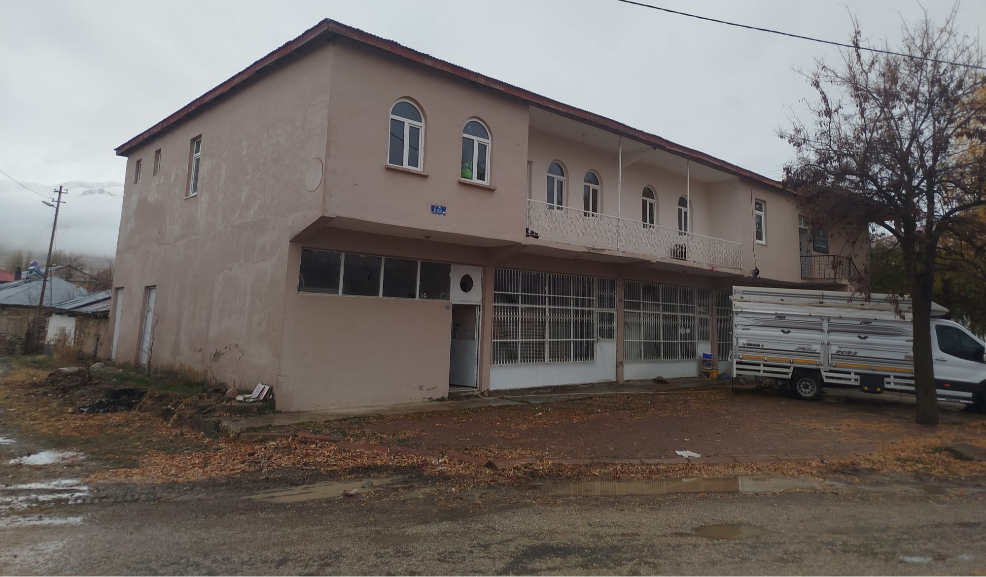 BÜYÜKŞEHİR, SARIZ’DA VELİ ALTINKAYA TAZİYE VE KÜLTÜR EVİ’Nİ YENİLEDİ