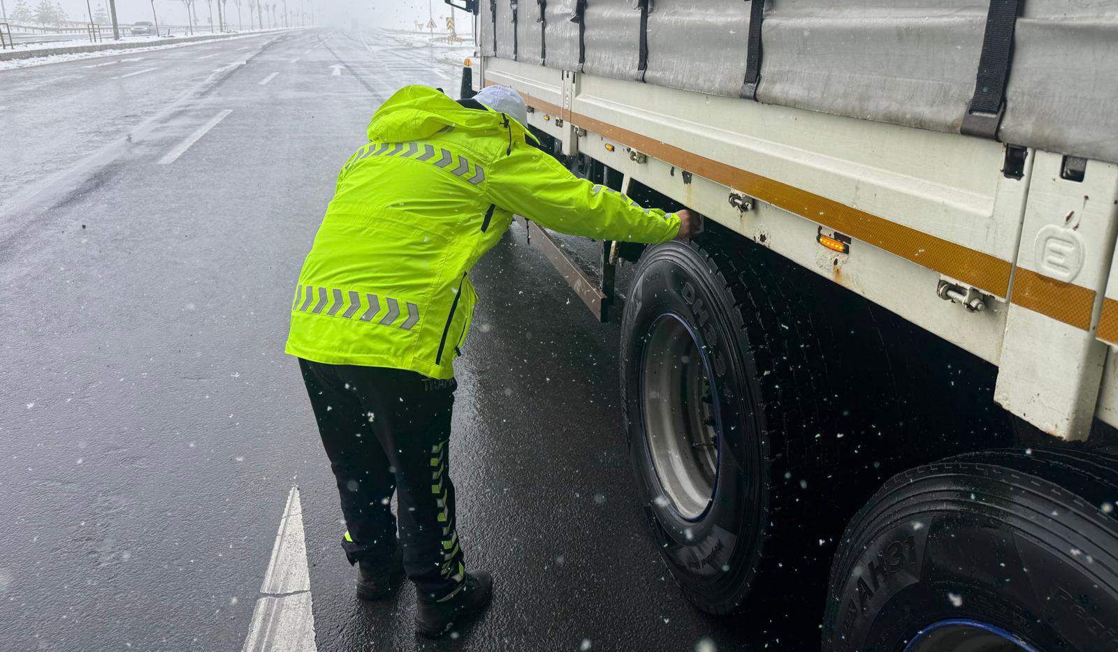 KIŞ LASTİĞİ DENETİMLERİNDE OLUMSUZLUĞA RASTLANMADI