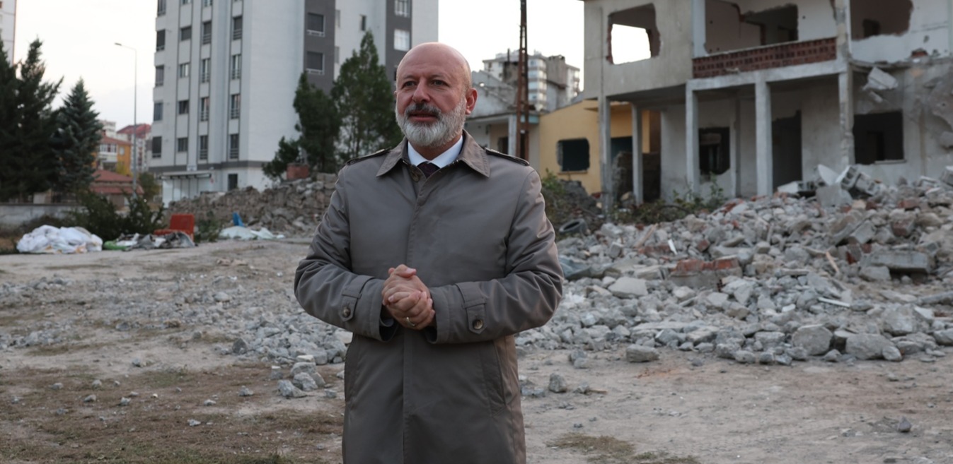 “GELECEĞİN MODERN MAHALLESİNİ İNŞA EDİYORUZ”