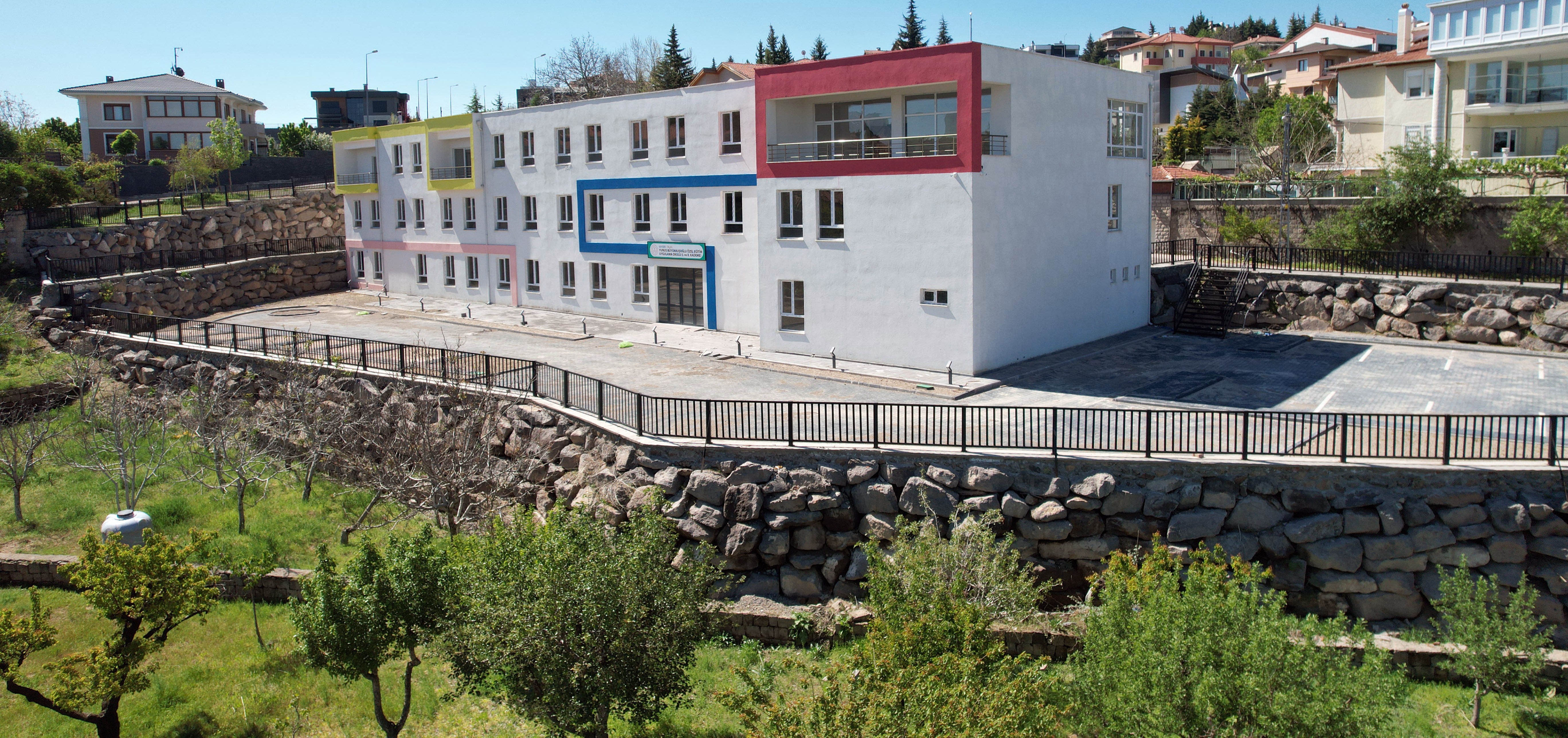 TALAS'TA ENGELLERİ KALDIRAN BÜYÜK ADIM