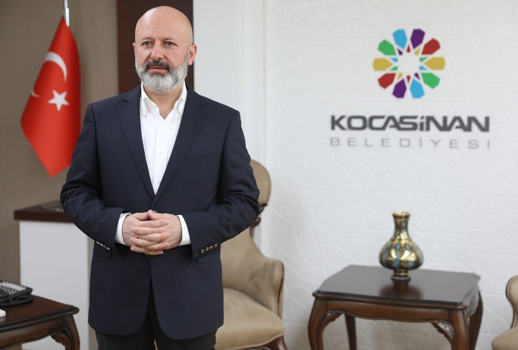 “ÖĞRETMENLER, MUASIR MEDENİYETİN ŞEKİLLENDİRİCİLERİDİR”