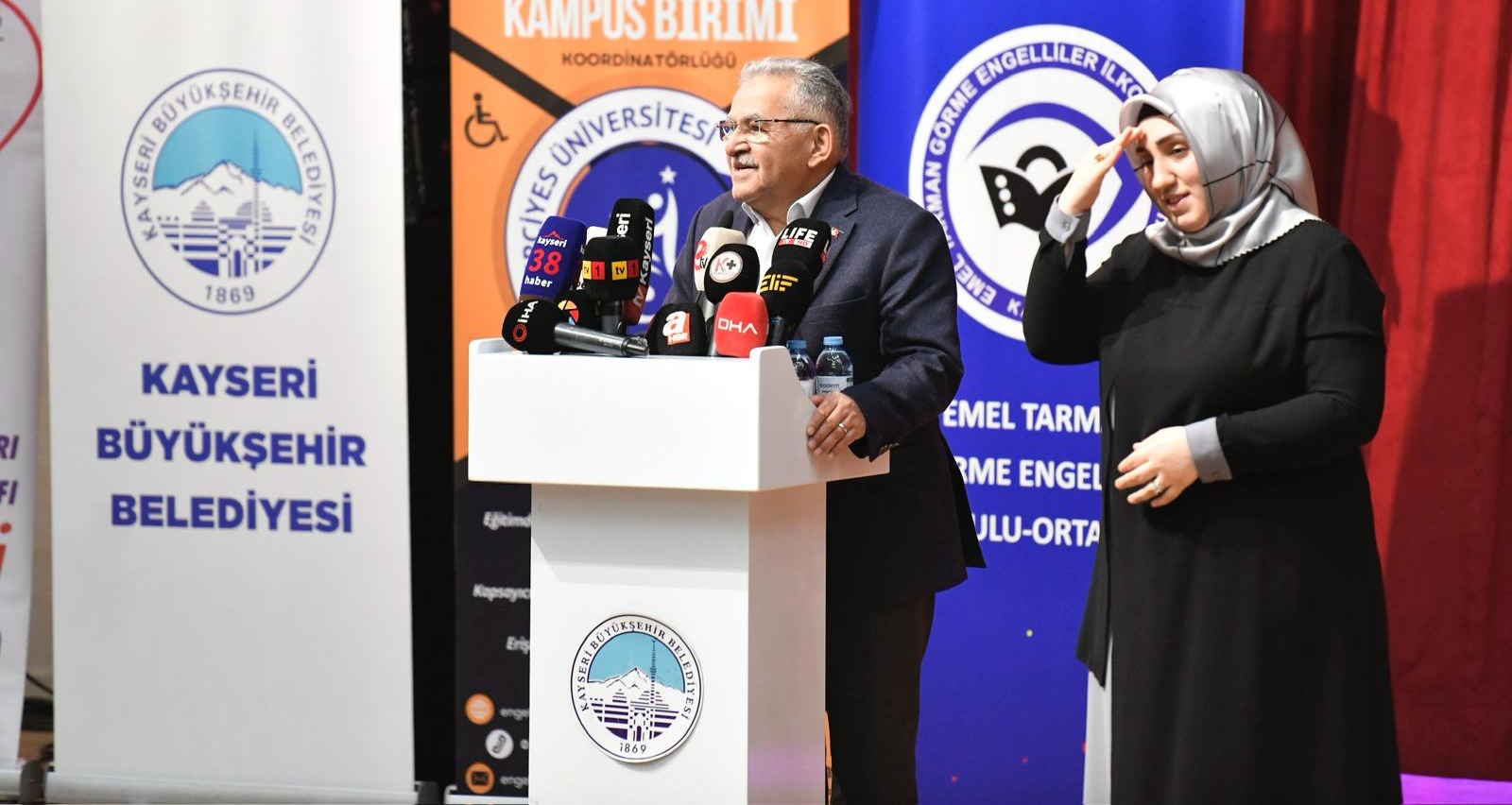 BÜYÜKŞEHİR’İN “ÖZEL” PROGRAMINDA SEVGİ, EMEK VE SAMİMİYET BULUŞTU