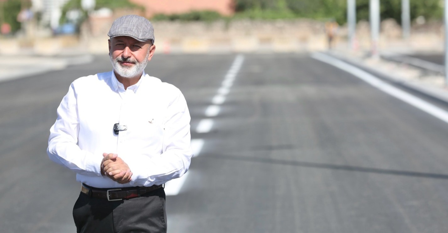 “‘YOL MEDENİYETTİR’ ANLAYIŞIYLA ULAŞIMDA ÇAĞ ATLATMAYA DEVAM EDİYORUZ”