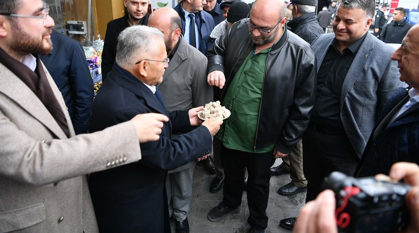 BAŞKAN BÜYÜKKILIÇ’TAN CAMİKEBİR’DE “GÖNÜL BELEDİYECİLİĞİ” BULUŞMASI   