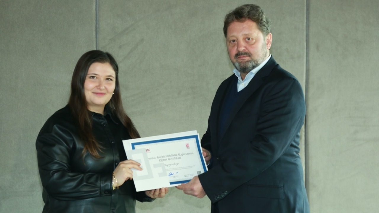 AGÜ’den Kurumsal Sürdürülebilirlik Raporlaması Eğitimi