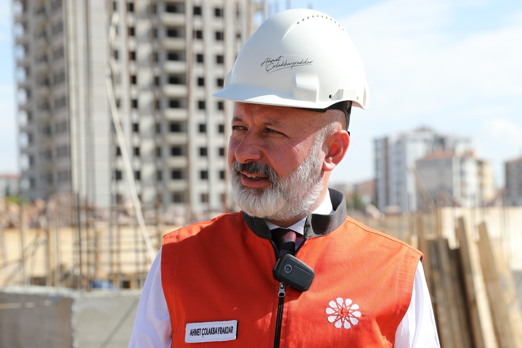 “KENTSEL DÖNÜŞÜMLE KOCASİNAN’IN GELECEĞİNİ İNŞA EDİYORUZ”