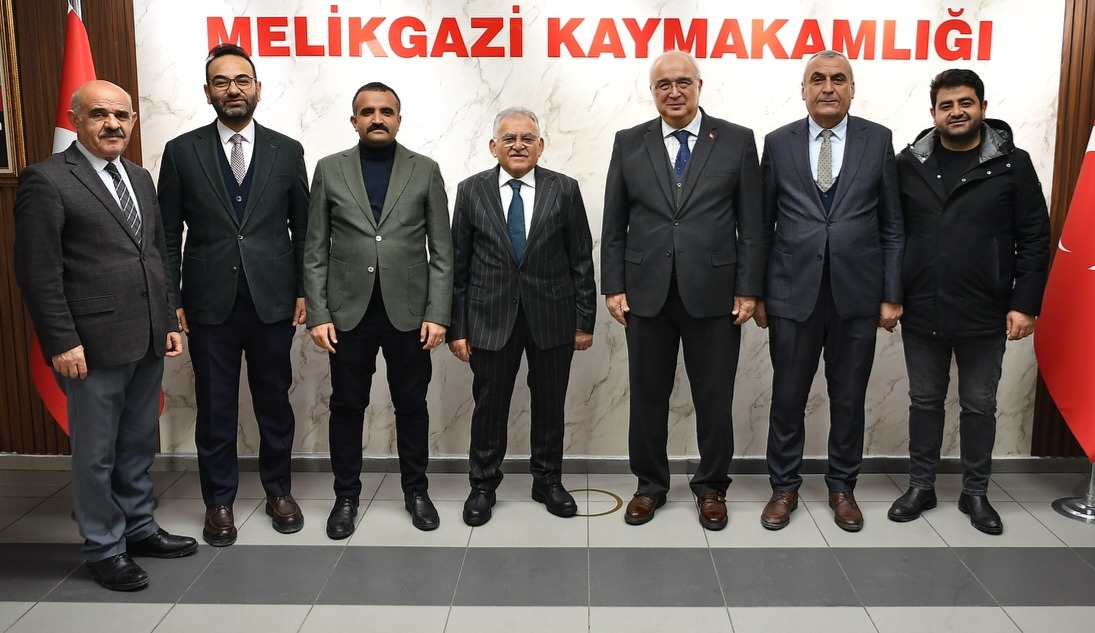 BAŞKAN BÜYÜKKILIÇ’TAN KAYMAKAMLARA ZİYARET: HİZMET VURGUSU