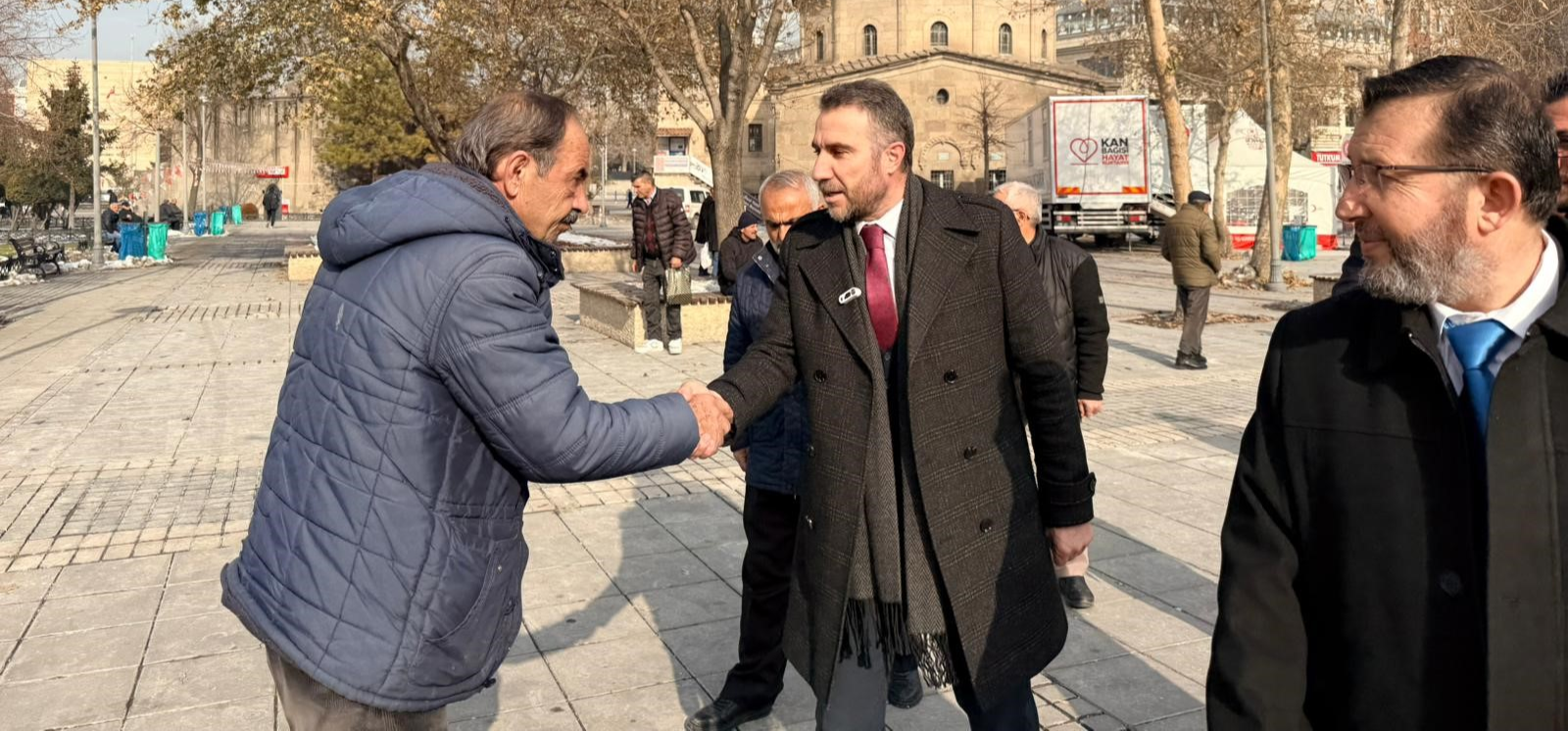 SP Kayseri teşkilatı, emeklilerin sorunlarını sahada dinledi