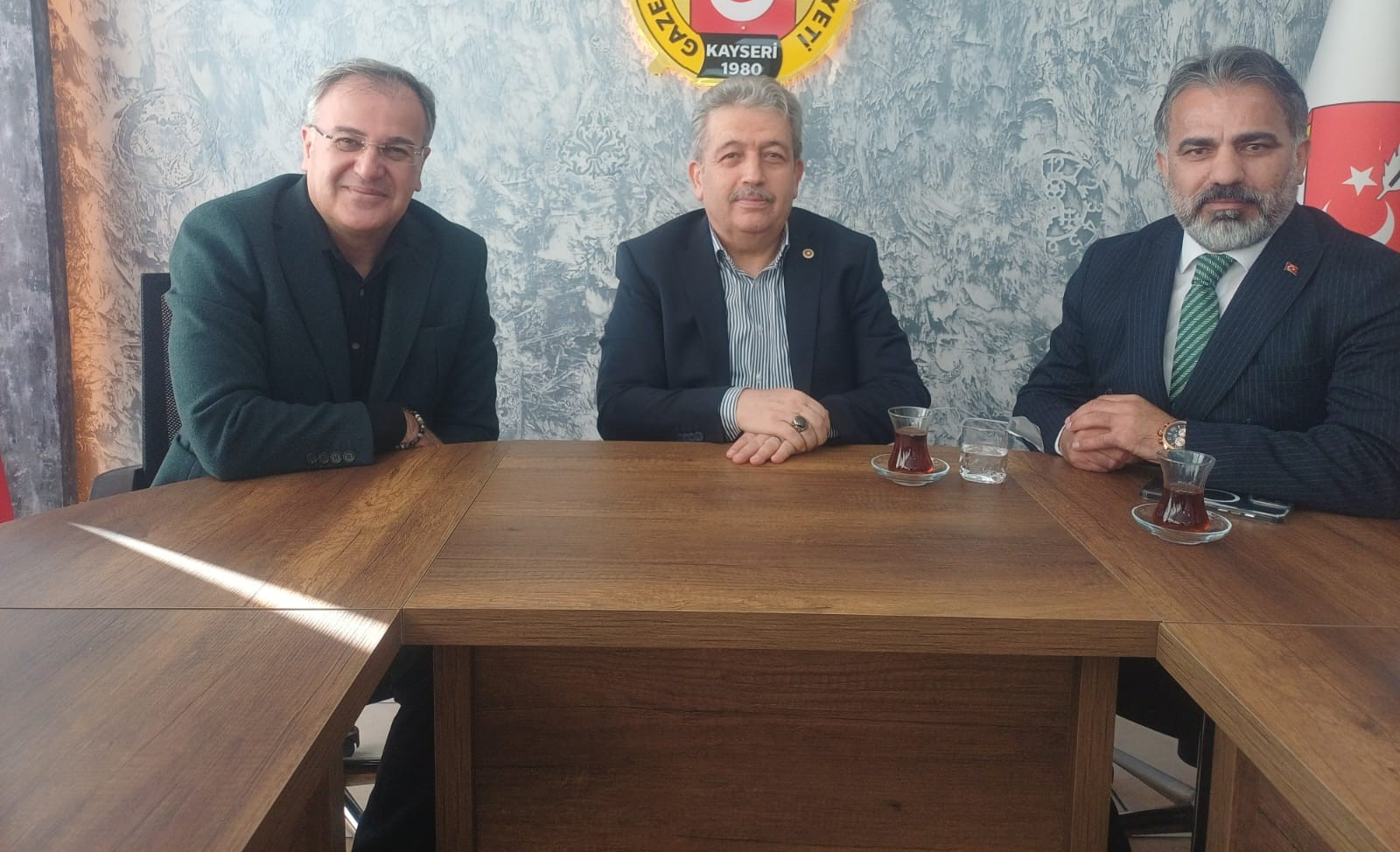 Başkan Özdoğan'dan KGC'ye 10 Ocak Çalışan Gazeteciler Günü ziyareti