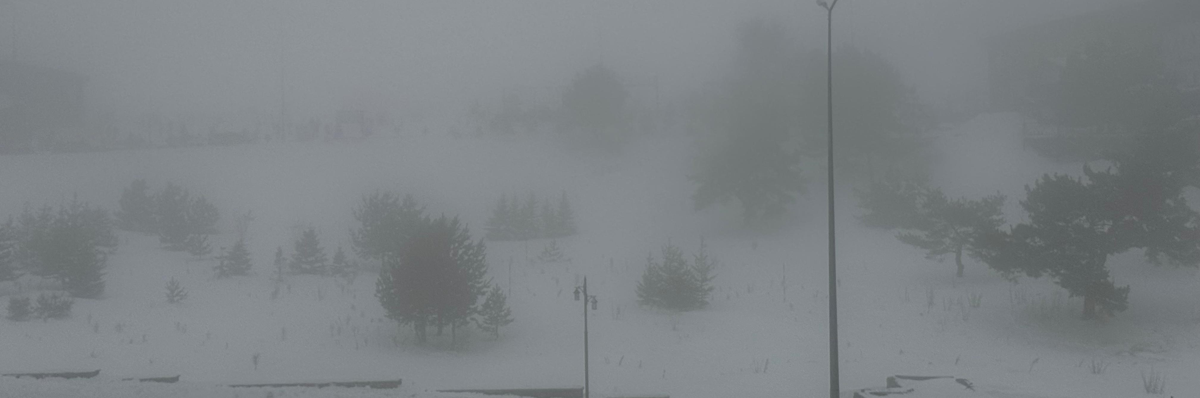 Kuvvetli rüzgar Erciyes’te bazı pist ve tesisleri kapattı